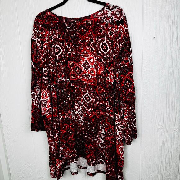 Women's Red Patterned Top - Picture 3 of 9